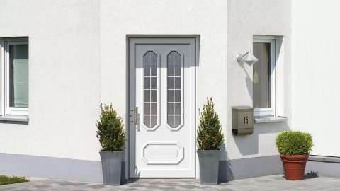 Kompotherm Haustür im Rubens-Design in weißer Fassade